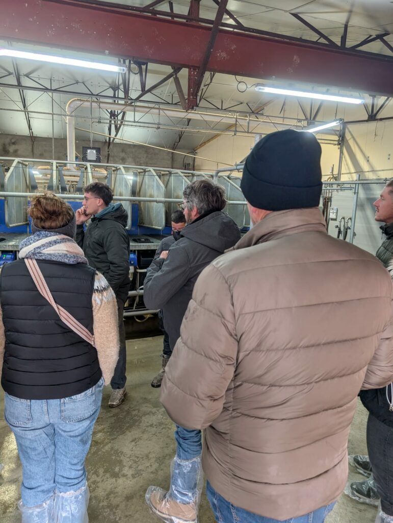 J1_0474517f-0739-43f6-b6d6-b4ed5eab6374