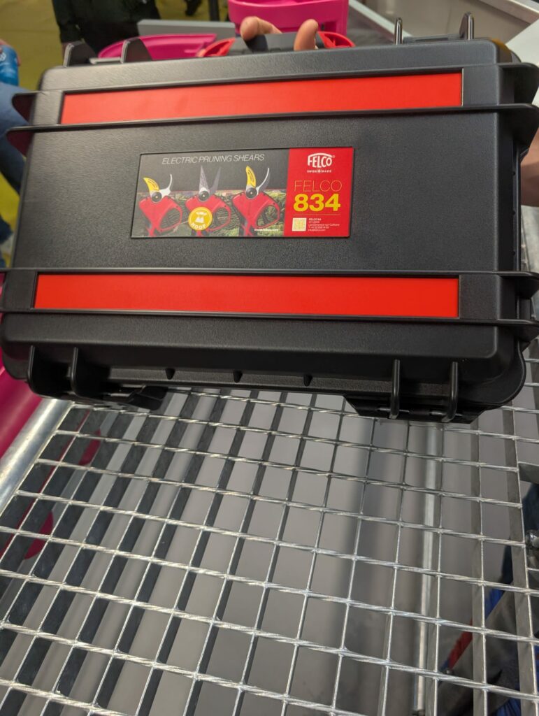 J2_237b645a-843b-4972-9d65-db29e208b571