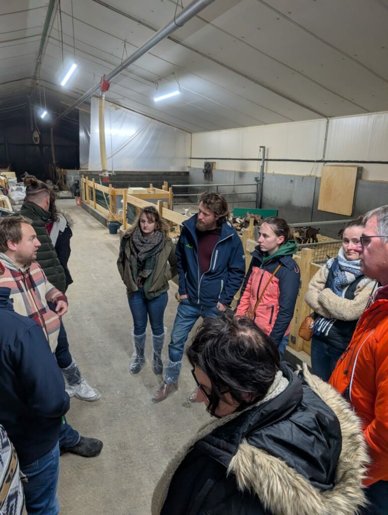 J3_b34b6240-3cb4-4479-874e-7edc39a858ce